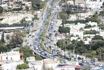 İstanbullular şehir dışına akın etti! Tatil bölgelerinde fiyatlar dudak uçuklattı