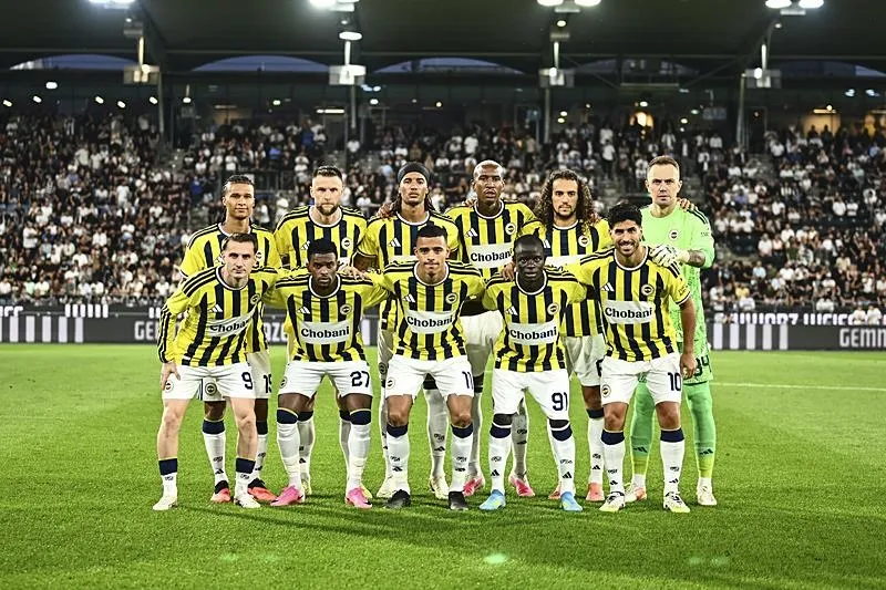 fenerbahce-avantaj-pesinde-ismail-kartal-11i-belirledi-1786965848554.jpeg Fenerbahçe avantaj peşinde! İsmail Kartal 11'i belirledi-2