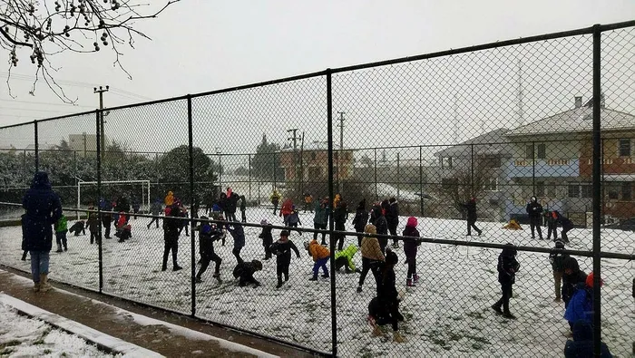 hava-durumu-istanbula-kar-yagisi-basladi-sicakliklar-10-derece-birden-dustu-bugun-hava-nasil-olacak-1704791868528.jpeg HAVA DURUMU | İstanbul'a kar yağışı başladı! Sıcaklıklar 10 derece birden düştü! Uyarı üstüne uyarı: Yağışlar ne kadar devam edecek? Hafta sonu kar var mı?-25