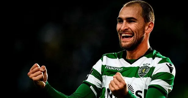 Bas Dost geliyor!