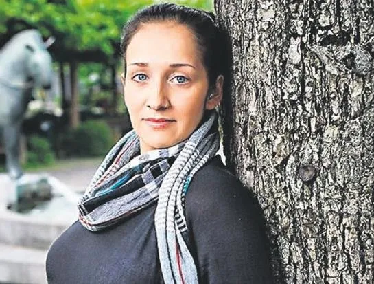 Kardesi Mesut Degil Takvim