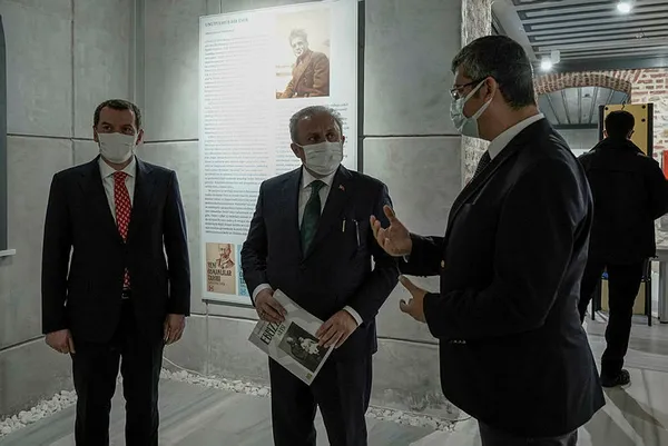 tbmm-baskani-mustafa-sentoptan-fransiz-polisinin-cocuklari-gozaltina-almasina-tepki-1604748570253.jpg TBMM Başkanı Mustafa Şentop'tan Fransız polisinin çocukları gözaltına almasına tepki-3