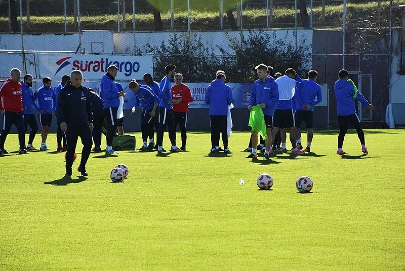 Kötü başladı ama a'Rıza'yı giderdi