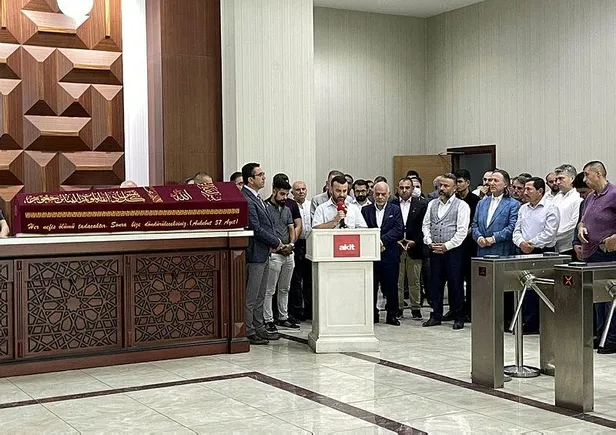 mustafa-karahasanoglu-28-subat-darbesine-karsi-dik-durmustu-kuran-yasagina-karsi-elif-ba-kampanyasi-1660407883015.jpeg Mustafa Karahasanoğlu 28 Şubat darbesine karşı dik durmuştu: Kur'an-ı Kerim yasağına karşı Elif-Ba kampanyası-4