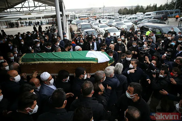 Adalet Bakanı Abdulhamit Gül'ün annesi aile mezarlığına defnedildi - 10