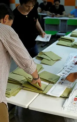 İşte ülke ülke yurt dışı seçim sonuçları