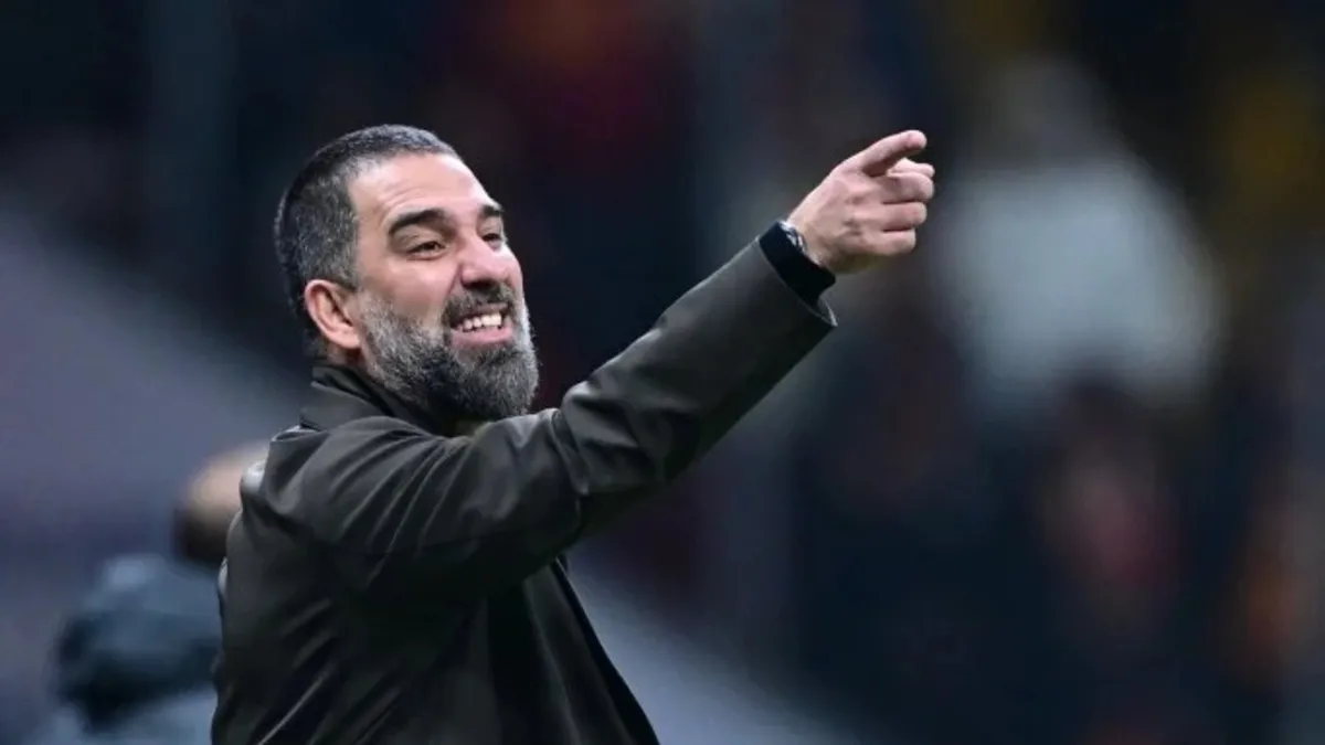 Arda Turan Eyüpspor'dan ayrıldı!
