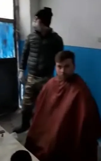 Oto sanayide kaçak tıraş operasyonu! Sosyal medyada gündem oldu