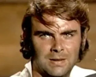 Son dakika: Türk sinemasının acı kaybı! Enis Fosforoğlu hayatını kaybetti