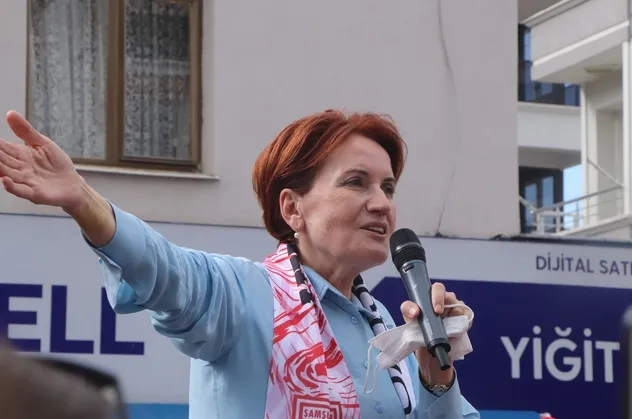 Akşener-Demirtaş arasında sıcak temas! 6'lı masada HDP heyecanı