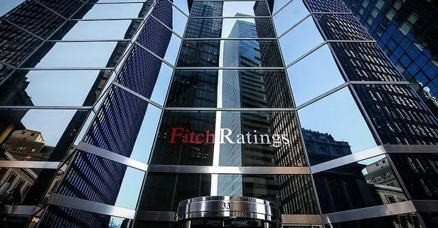 Fitch: Risk azaldı