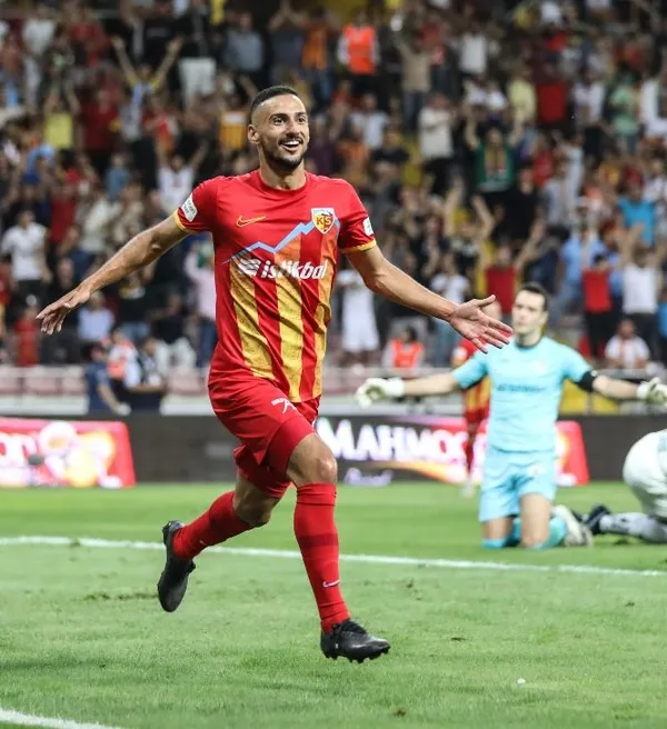 kayserispor-giresunspor-engelini-3-golle-gecti-1661711849347.jpg Kayserispor Giresunspor engelini 3 golle geçti-2