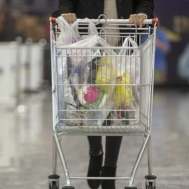 İndirim ve fiyat sabitleme zinciri: Marketlerden vatandaşın yüzünü güldüren yarış