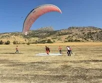 Şırnak’ta terörden temizlenen dağlarda yamaç paraşütü şampiyonası