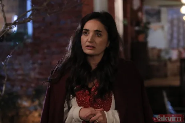 Yeni Sezon Öncesi Fikir Alışverişinde Bulunan İkiliden Fadik Sevin Atasoy, Partneri İle Verdiği Pozu Sosyal Medya Hesabında Yayınlamayı Da İhmal Etmedi.