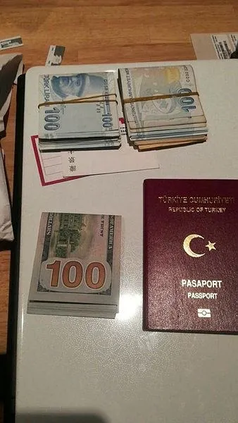 FETÖ'nün 'Gaybubet evleri' sorumlusu rezidans dairede külçe külçe altınlarla yakalandı-5