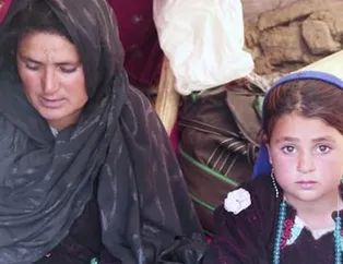 Afganistan'da bir anne 6 yaşındaki kızını karnını doyurmak için sattı