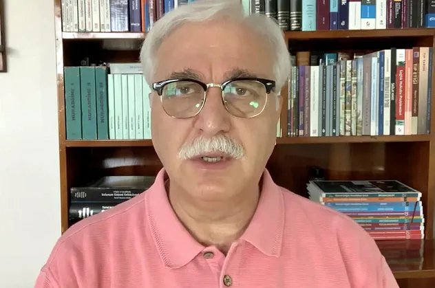 Türkiye'de ikinci dalga olacak mı? Bilim Kurulu üyesi Özlü'den önemli açıklama