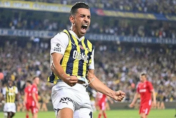 kadikoyde-gol-yagmuru-fenerbahce-hollanda-temsilcisi-twenteyi-5-1-maglup-etti-1692915299547.jpeg