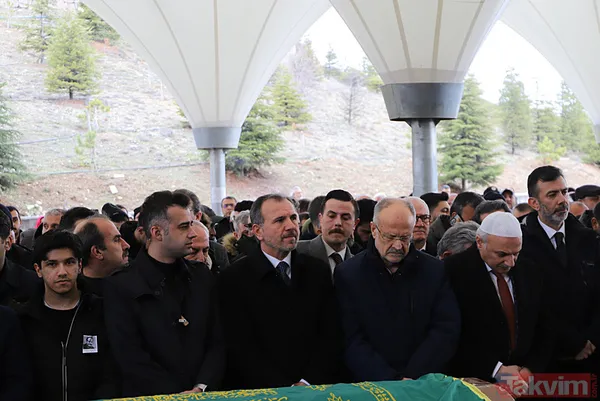 Usta Yazar Bülent Akyürek'e veda: Son yolculuğuna uğurlandı - 9