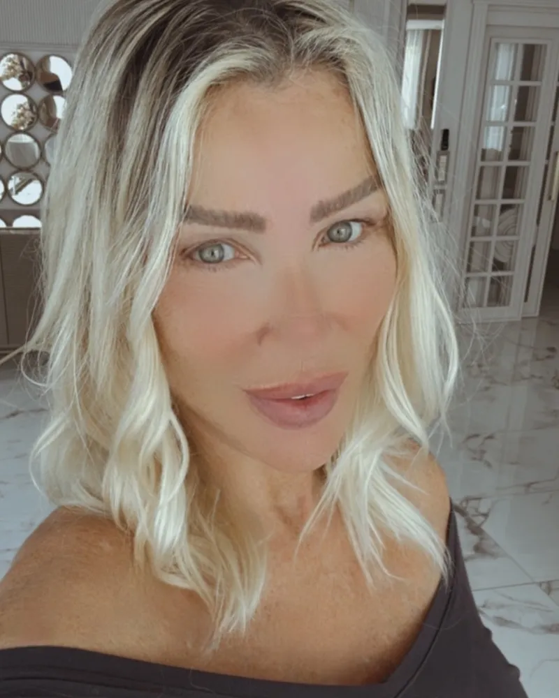 seda-sayanin-beni-o-oynasin-dedigi-gelini-ilayda-alisandan-ilk-cevap-geldi-1768547136867.jpg Seda Sayan’ın "Beni o oynasın" dediği gelini İlayda Alişan’dan ilk cevap geldi!-8