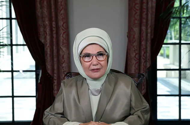 Emine Erdoğan'dan 30 Ağustos mesajı