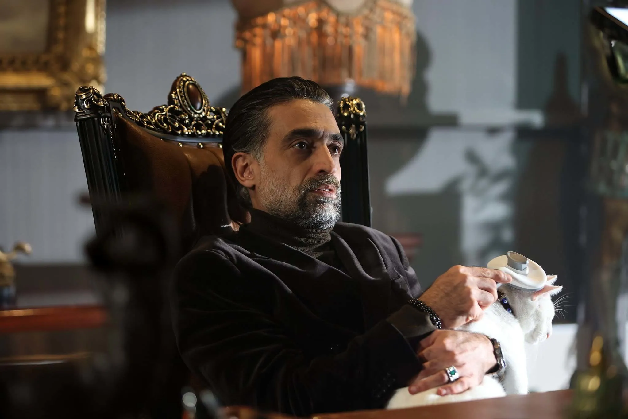 A.B.İ.’nin Behram’ı Diren Polatoğulları’nın Alaska’ya uzanan hikayesi! Meğer 5,5 ay balık temizlemiş... - 6