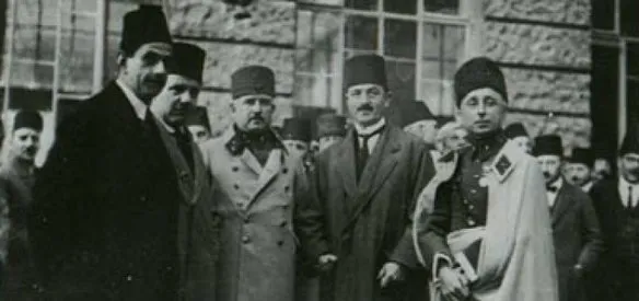 Terakkiperver Cumhuriyet Fırkası (Güncel Türkçesi: İlerici Cumhuriyet Partisi) , Bakanlar Kurulu kararıyla kapatıldı.