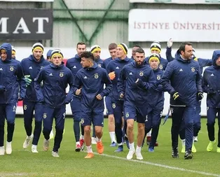 F.Bahçe topbaşı yapıyor