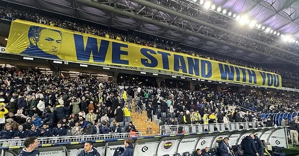 Fenerbahçeli taraftarlardan Mourinho’ya destek!