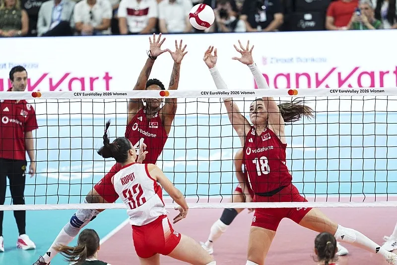 turkiye-polonya-voleybol-maci-cev-kadinlar-avrupa-voleybol-sampiyonasi-1787937129770.jpeg Filenin Sultanları karar setinde mağlup oldu: Türkiye-Polonya maçı set sonuçları-4