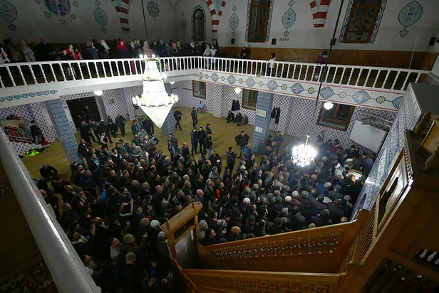 bursa-tekirdag-kocaeli-kurban-bayrami-namaz-saati-2022-bursa-tekirdag-kocaeli-bayram-namazi-saat-kacta-ne-zama-1657291011241.jpg Bursa- Tekirdağ - Kocaeli bayram namazı saat kaçta, ne zaman kılınacak? Bursa- Tekirdağ - Kocaeli Kurban Bayramı namaz saati 2022!-4