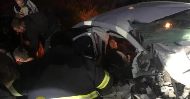 İki otomobil kafa kafaya çarpıştı: 7 yaralı!