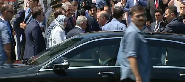 Devletin tepesi 15 Temmuz şehitliğinde