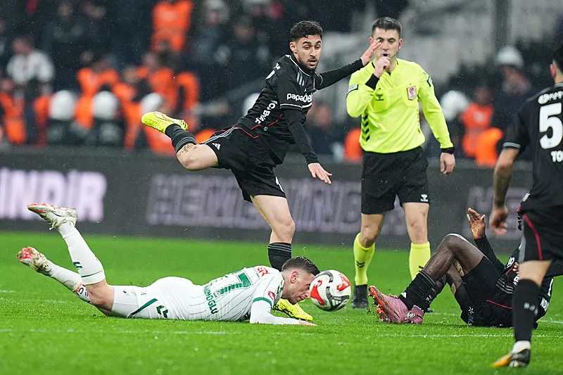 Kartal’dan kupada ilk kayıp! Kocaelispor - Beşiktaş: 1-1 | MAÇ SONUCU