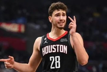 Alperen Şengün’den double-double