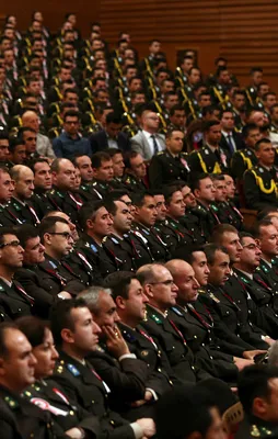 Kara Harp Okulu'nda ilk başörtülü öğrenci