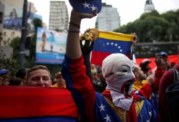 ABD basınının Venezuela üzüntüsü! Darbe bastırılınca bakın ne yazdılar...-3