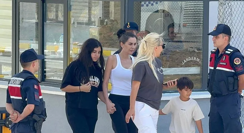 Hapisten çıkar çıkmaz Engin Polat'ın yanına koştu