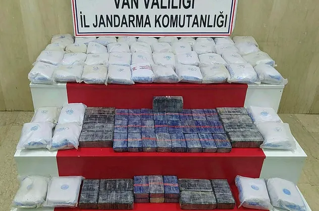 Van'ın Çaldıran ilçesinde 83 kilogram eroin ele geçirildi!