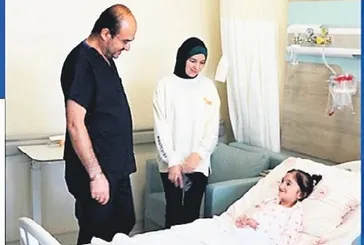 Azerbaycanlı kelebek hastalar Kütahya’da ameliyat oldu