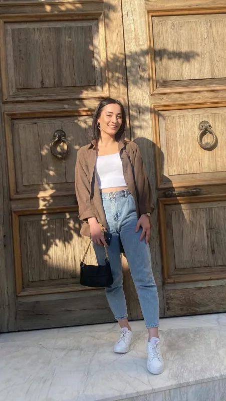 izmirde-is-gorusmesine-icin-evden-cikan-ve-hayatini-kaybeden-18-yasindaki-sinemin-olum-raporu-ortaya-cikti-sir-1661336911015.jpg İzmir'de iş görüşmesine için evden çıkan ve hayatını kaybeden 18 yaşındaki Sinem'in ölüm raporu ortaya çıktı! Sırtında ve baldırda morluk-5