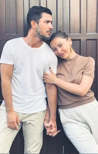 Kaan Yıldırım’la evliliğe giden Hadise harıl harıl havuzlu villa arıyor!