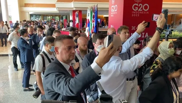 Başkan Erdoğan'ın G20 Zirvesi'ndeki basın toplantısına gazetecilerden yoğun katılım: "Herhalde bitirmeye niyetiniz yok"