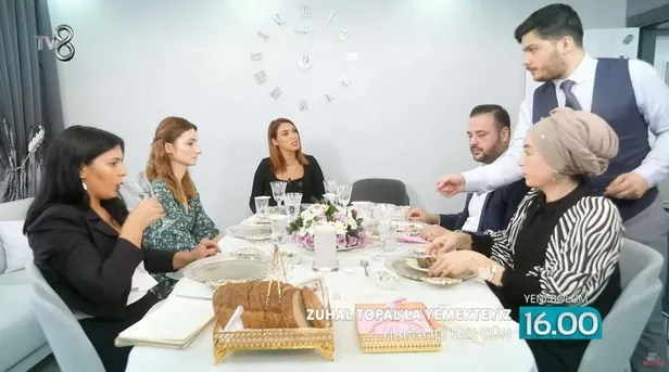 zuhal-topalla-yemekteyiz-ismail-kimdir-kac-yasinda-nereli-19-kasim-cuma-zuhal-topalla-yemekteyiz-puan-durumu-kazanan-yarismaci-1637328800405.jpg Zuhal Topal'la Yemekteyiz İsmail kimdir, kaç yaşında, nereli? 19 Kasım Cuma Zuhal Topal'la Yemekteyiz puan durumu! Kazanan yarışmacı...-3