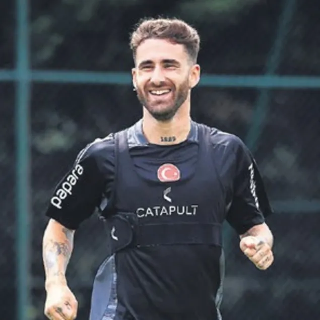 Rafa Silva maç kadrosunda