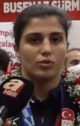 Olimpiyat şampiyonu Busenaz Sürmeneli: Bu madalya tüm Türkiye'nin