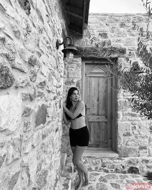 Alemin Kralı'nın Oben'i bikinili pozlarıyla sosyal medyayı yaktı kavurdu! Dua Lipa’ya benzetilen Birsu Demir’in son haline bakın - 20