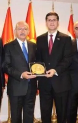 FETÖ imamlarından Kılıçdaroğlu'na plaket