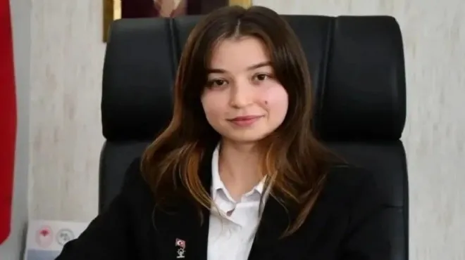 rahmi-koc-sorusturmasi-sonrasi-cifte-standart-algisi-coktu-1780751202620.jpeg Yargıda çifte standart algısı çöktü: Rümeysa Eker hakkında işlem yapıldı-3